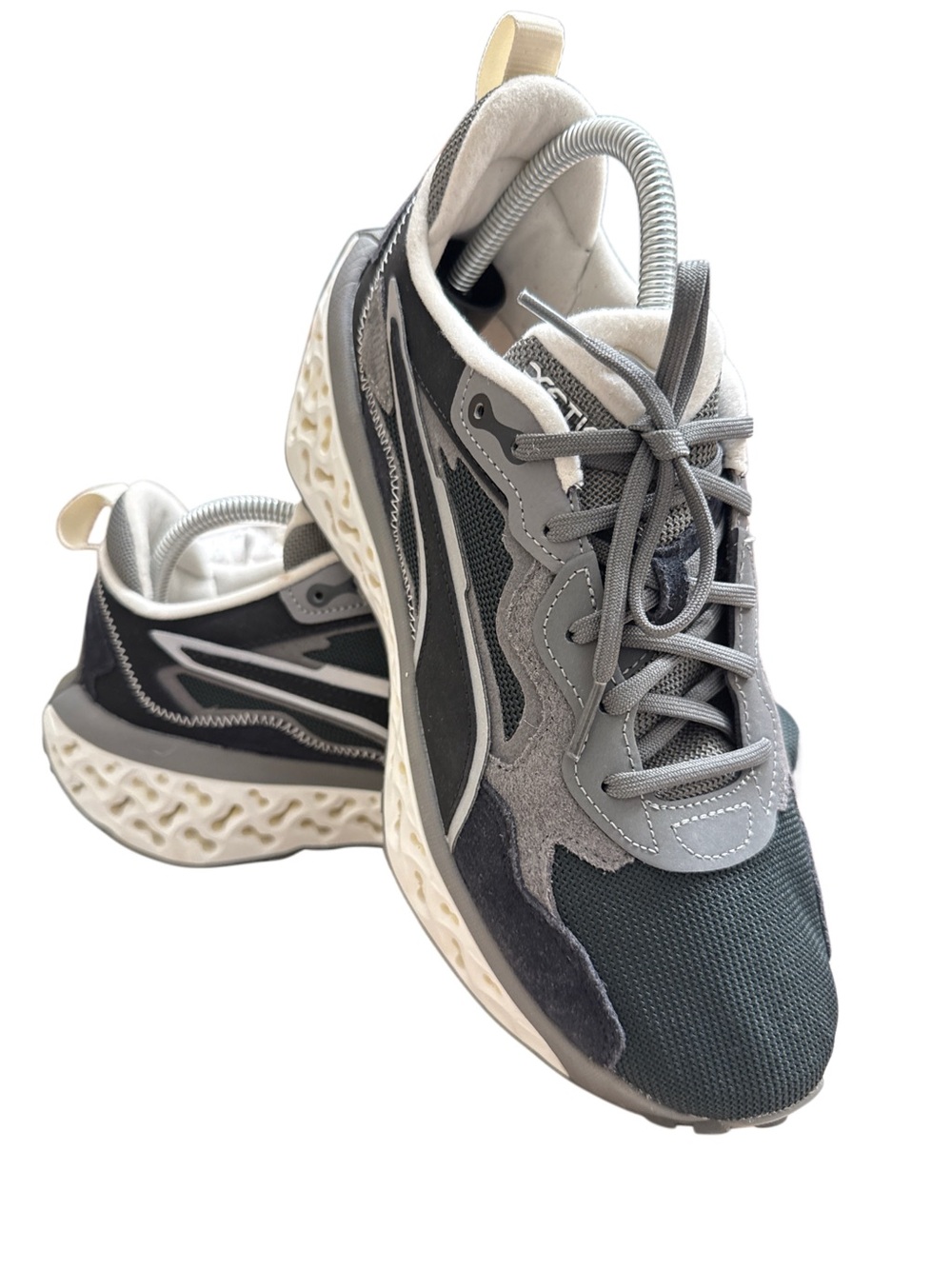PUMA XETIC SCULPT PREMIUM SNEAKERS NWOT